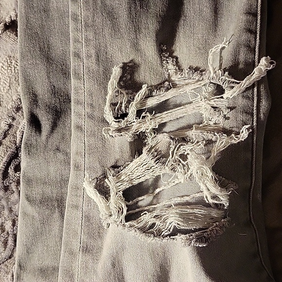 Jeans - Picture 10 of 12